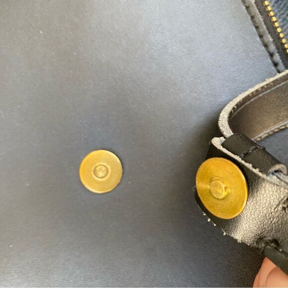 J CREW 'Parker' Small Smooth Black Cow Leather CROSSBODY Bag/ Purse - Picture 5 of 9